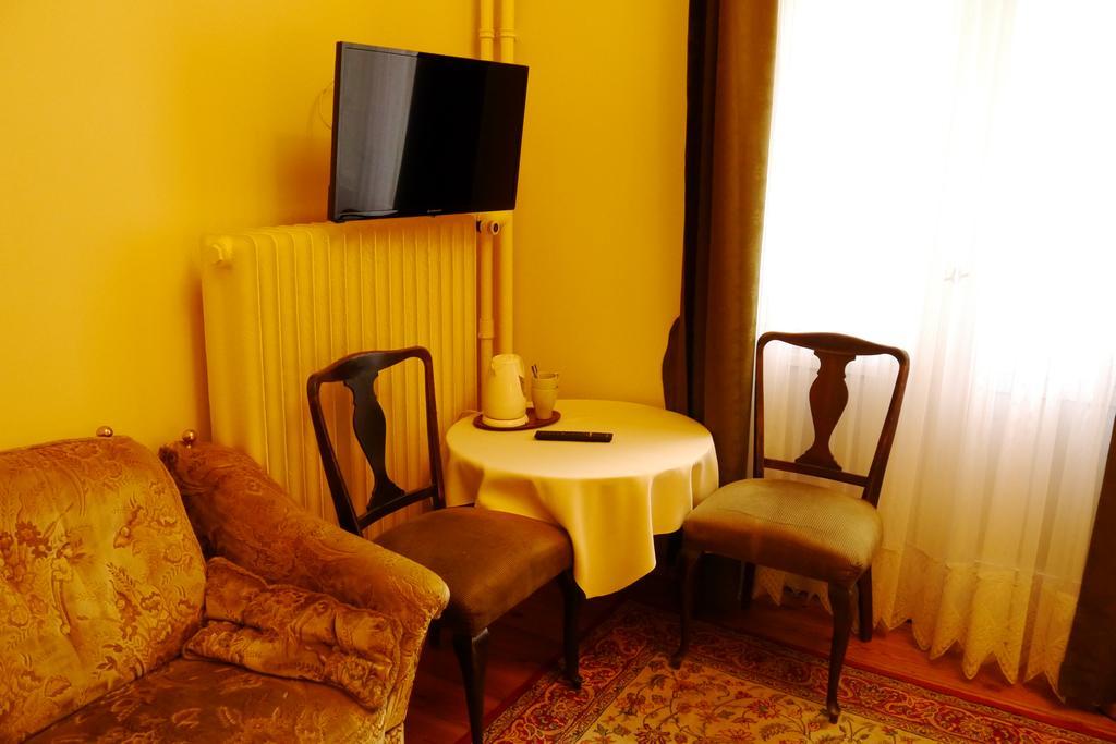 Hotel Pensjonat Eden à Sopot Extérieur photo
